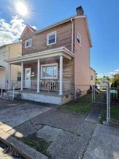 417 Washington Street, Mount Pleasant, PA 15666