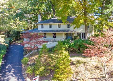 473 Woodland Hills Dr, Churchill, PA 15235