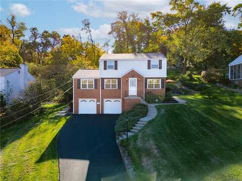 495 Long Dr, Upper Saint Clair, PA 15241