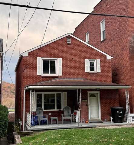 325 Duquesne Ave, Trafford, PA 15085