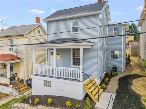 621 9th St, Irwin, PA 15642