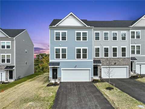 606 Dana Dr, Collier, PA 15205