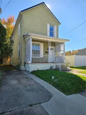 278 E Elm Street, Franklin, PA 15370