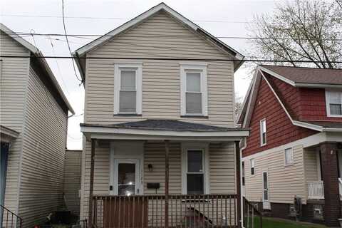 1123 8th Ave, New Brighton, PA 15066