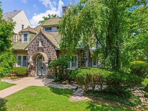 5391 Northumberland Street, Squirrel Hill, PA 15217