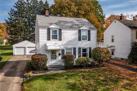 984 Bon Air Drive, Sharon, PA 16146