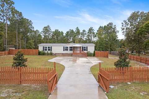 4041 W Red Oak Drive, Leland, NC 28451