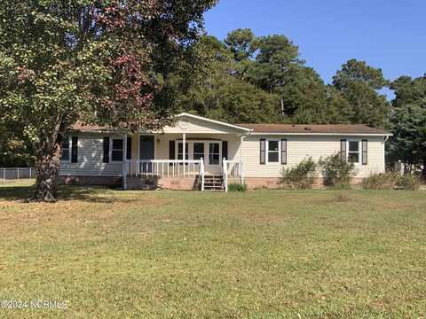 513 White Oak Drive, Hampstead, NC 28443