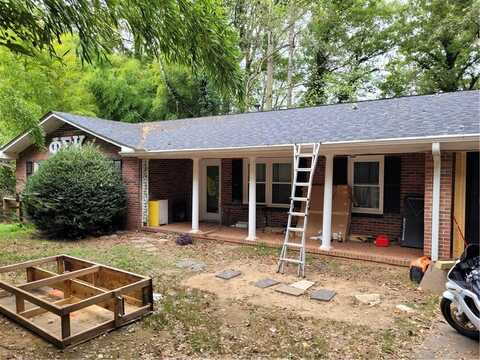 130 College Heights Boulevard, Clemson, SC 29631