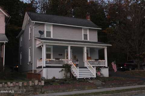 321 E Main Street, Everett, PA 15537