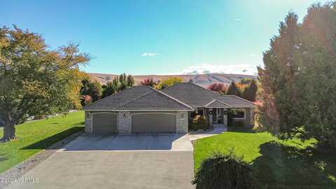 7908 Bachelorview Dr, Yakima, WA 98903