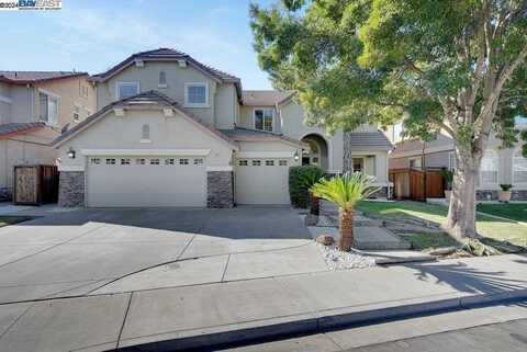 1841 Lynn W Riffle St, Tracy, CA 95304