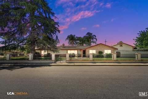 2613 El Berrendo Avenue, Bakersfield, CA 93304