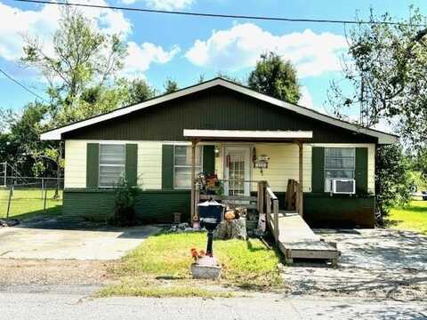 111 Lyndenwood, Houma, LA 70364