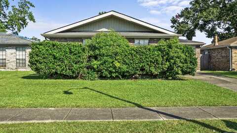 5069 Dueling Oaks Avenue, Marrero, LA 70072