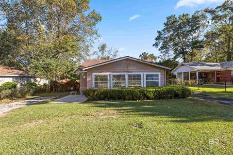 523 Gayfer Avenue, Fairhope, AL 36532