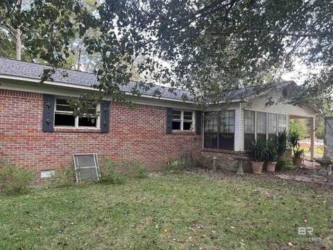 101 Terry Avenue, East Brewton, AL 36426