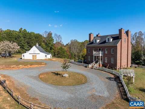 2004 SEVEN MEADOWS LN, APPOMATTOX, VA 24522