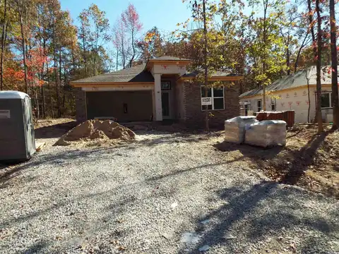 56 Estrella Way, Spring Hill, AR 71909