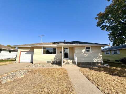 3820 21ST STREET, COLUMBUS, NE 68601