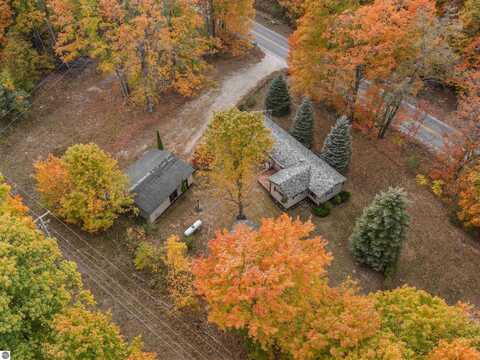 1843 MOSS ROAD, BEULAH, MI 49617