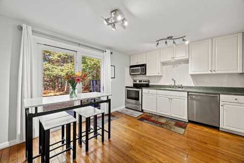300 Falmouth Road unit: 21E, Mashpee, MA 02649