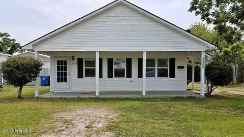 2209 Bay Street, Morehead City, NC 28557