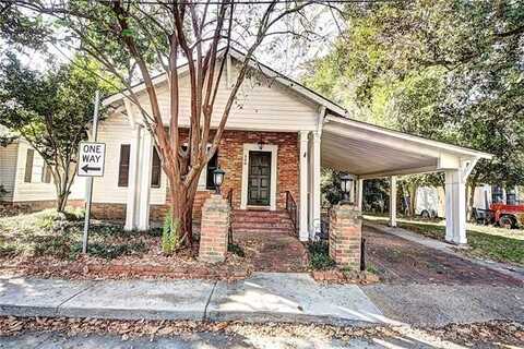 200 CYPRESS Avenue, Natchitoches, LA 71457