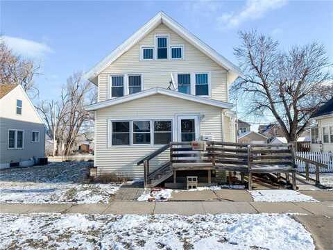 1225 N Street SW, Cedar Rapids, IA 52404