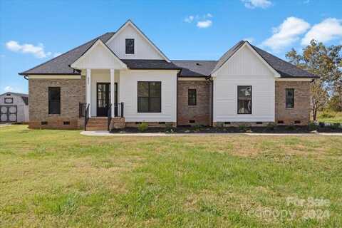 5513 Harvest Hills Road, Bessemer City, NC 28016