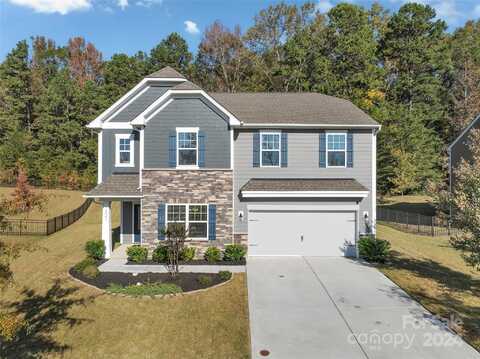 8041 Barnette Crest Drive, Huntersville, NC 28078