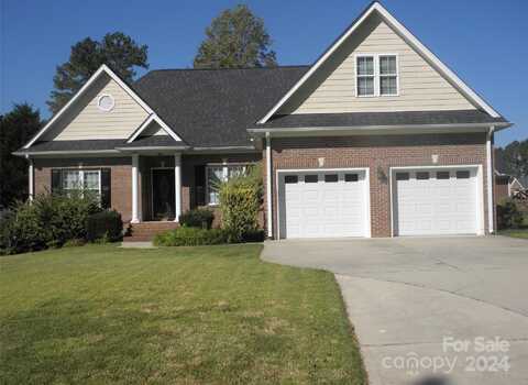 204 Par Drive, Henderson, NC 27536