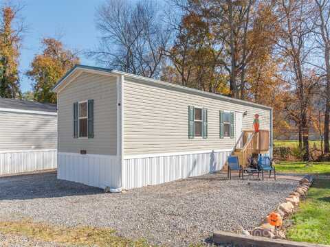 141 Pike Point, Waynesville, NC 28785