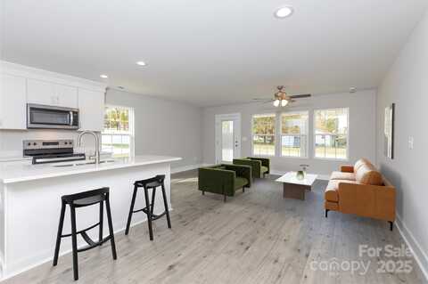 2014 Crown Point Drive, Albemarle, NC 28001