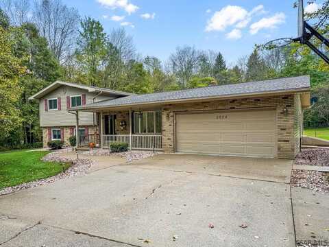 2524 Hemlock Road, Commodore, PA 15729