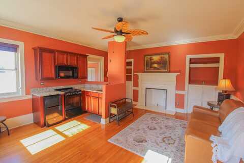 313 Meeting Street, Charleston, SC 29401