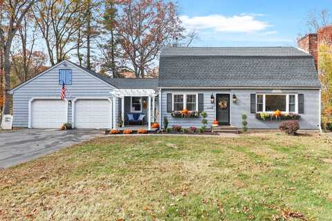 9 Lens Avenue, Killingly, CT 06241