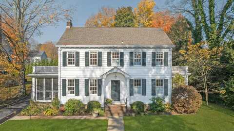 8 Prospect Avenue, Darien, CT 06820