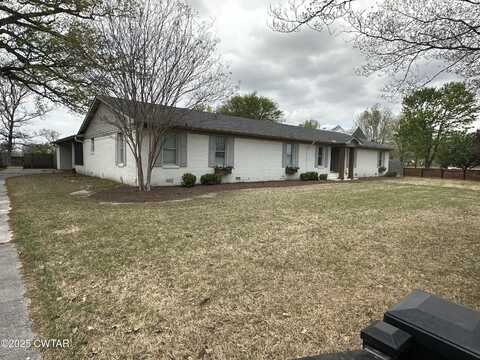 1200 Colonial Street, Union City, TN 38261