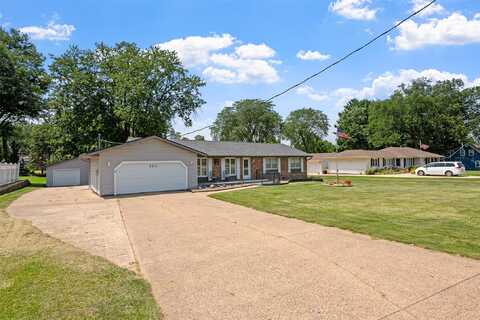 388 N Shadyview Boulevard, Pleasant Hill, IA 50327