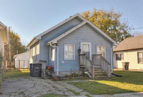 2067 Des Moines Street, Des Moines, IA 50317