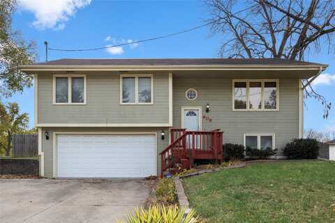 608 Mckinley Avenue, Des Moines, IA 50315