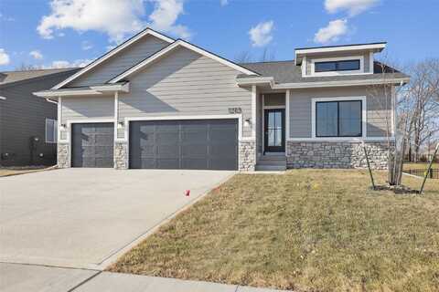 1213 Timber Ridge Drive, Norwalk, IA 50211