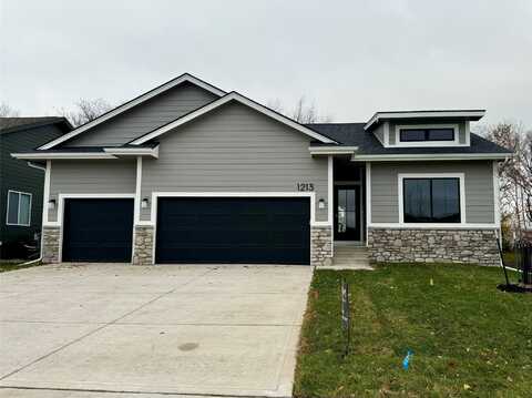 1213 Timber Ridge Drive, Norwalk, IA 50211