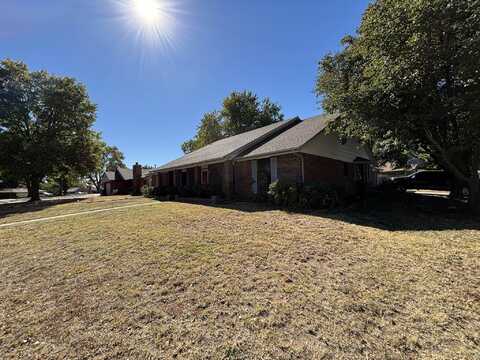 1314 Briar Creek, Enid, OK 73703