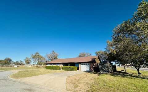 102 S Ash St, Shattuck, OK 73858