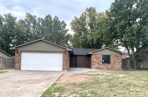 4719 Cottonwood, Woodward, OK 73801