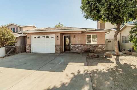 4355 Princeton Avenue W, Fresno, CA 93722