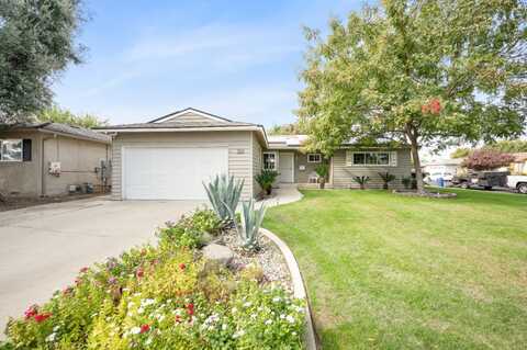 2856 Caesar Avenue, Clovis, CA 93612