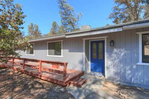 42571 Long Hollow Drive, Coarsegold, CA 93614